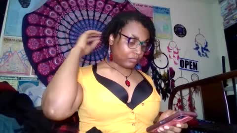 Snapshot of gardeniaspear chatting on 05/11/26, 06:52 Gardenia online show from 05/11/26, 06:52