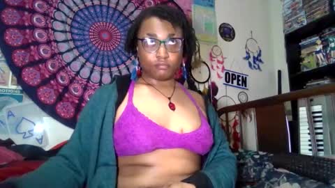 Snapshot of gardeniaspear chatting on 05/16/26, 06:32 Gardenia online show from 05/16/26, 06:32