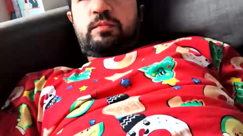 Snapshot of garry2358 chatting on 10/18/25, 06:48 Garry online show from 10/18/25, 06:48