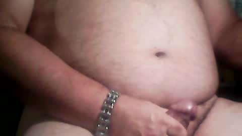 Snapshot of garybastich chatting on 07/17/26, 02:18 Gb online show from 07/17/26, 02:18