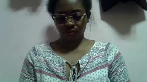 gasielah online show from 03/29/26, 01:44