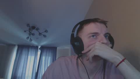 Snapshot of gasturfahe chatting on 02/18/25, 11:22 gasturfahe online show from 02/18/25, 11:22