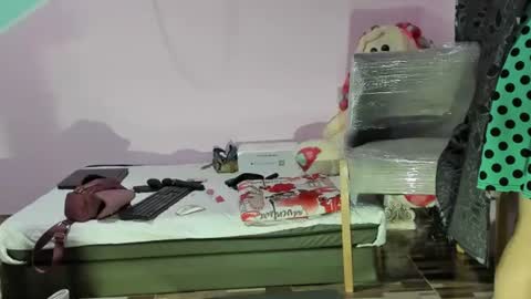 Diana online show from 02/20/25, 11:42