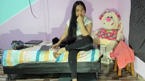 Diana online show from 03/07/25, 12:04