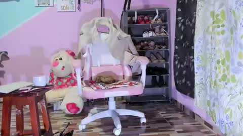 Diana online show from 02/25/26, 11:42