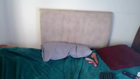 gatita13333321 online show from 03/31/26, 01:00