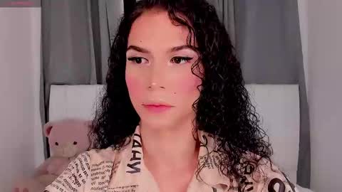 Vnecis Marn online show from 09/11/25, 10:37