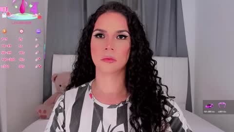 Vnecis Marn online show from 12/04/25, 01:09