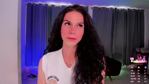 Vnecis Marn online show from 04/07/26, 06:52