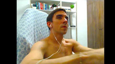 gatosarado23 online show from 03/07/25, 02:15