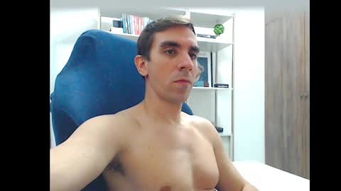 gatosarado23 online show from 09/22/25, 04:25