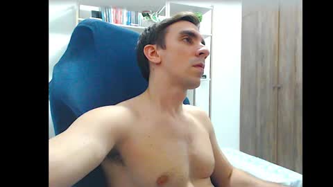 gatosarado23 online show from 10/05/25, 05:28