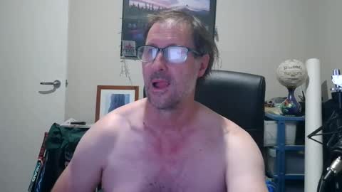 Snapshot of gatsby2025 chatting on 10/21/25, 12:17 gatsby2025 online show from 10/21/25, 12:17