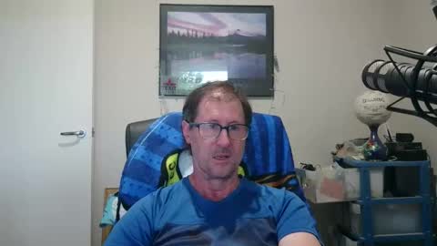 Snapshot of gatsby2025 chatting on 10/31/25, 05:30 gatsby2025 online show from 10/31/25, 05:30