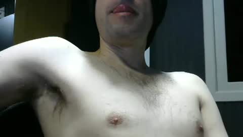 Snapshot of gauchors21 chatting on 12/22/24, 10:06 gauchors21 online show from 12/22/24, 10:06