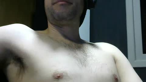 Snapshot of gauchors21 chatting on 12/24/24, 10:22 gauchors21 online show from 12/24/24, 10:22