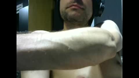 Snapshot of gauchors21 chatting on 02/22/25, 03:01 gauchors21 online show from 02/22/25, 03:01