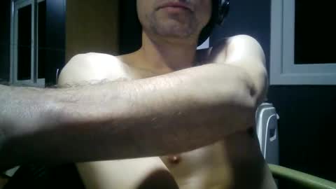 Snapshot of gauchors21 chatting on 09/09/25, 02:33 gauchors21 online show from 09/09/25, 02:33