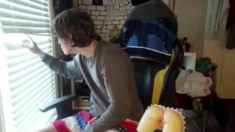 Snapshot of gavatr0n chatting on 06/02/26, 06:43 gavatr0n online show from 06/02/26, 06:43
