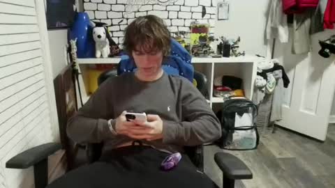 Snapshot of gavatr0n chatting on 06/15/26, 02:58 gavatr0n online show from 06/15/26, 02:58