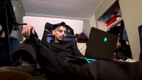 gayboyla626 online show from 10/26/25, 02:01