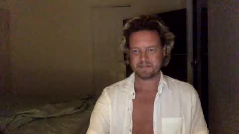 gcsurfer81 online show from 12/04/24, 09:07