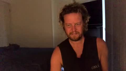 gcsurfer81 online show from 01/29/25, 07:46