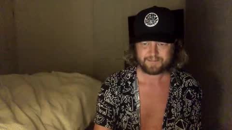 gcsurfer81 online show from 10/04/25, 08:45