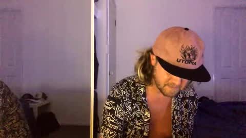 gcsurfer81 online show from 02/25/26, 10:03