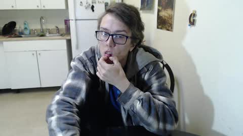 Snapshot of gdanch chatting on 12/30/24, 07:32 G online show from 12/30/24, 07:32