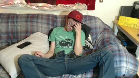 Snapshot of gdanch chatting on 01/18/25, 08:40 G online show from 01/18/25, 08:40