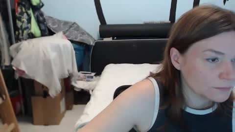 Snapshot of geilecat84 chatting on 02/05/26, 10:42 geilecat84 online show from 02/05/26, 10:42