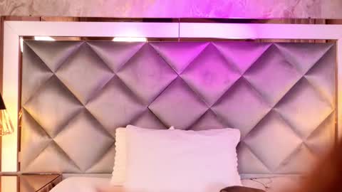 Maria  online show from 10/15/25, 03:17