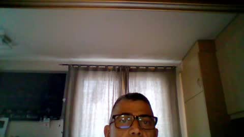 Snapshot of gen3841 chatting on 05/18/26, 07:58 Gen online show from 05/18/26, 07:58