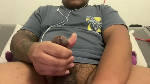 Snapshot of genesemens77 chatting on 02/23/25, 06:34 genesemens77 online show from 02/23/25, 06:34