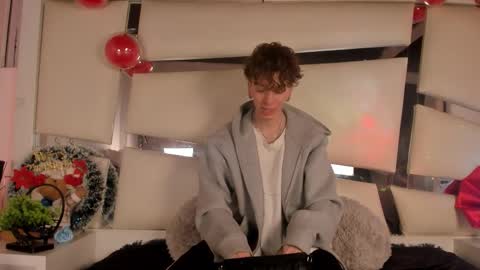 Genesis online show from 12/23/25, 03:48