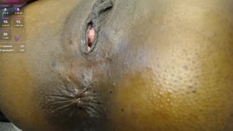 Snapshot of genesis_moretz chatting on 12/13/24, 06:53 GENESIS online show from 12/13/24, 06:53