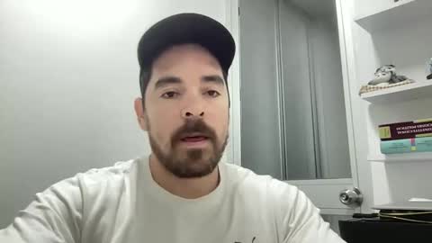 Snapshot of genesis_wb chatting on 01/05/25, 03:43 genesis_wb online show from 01/05/25, 03:43