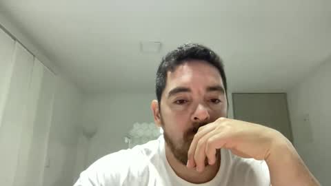 Snapshot of genesis_wb chatting on 09/10/25, 02:33 genesis_wb online show from 09/10/25, 02:33