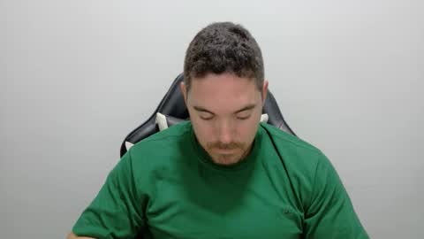 Snapshot of genesis_wb chatting on 10/27/25, 02:15 genesis_wb online show from 10/27/25, 02:15