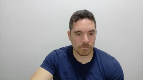 Snapshot of genesis_wb chatting on 10/29/25, 02:14 genesis_wb online show from 10/29/25, 02:14