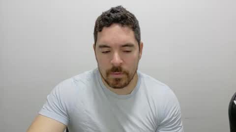 Snapshot of genesis_wb chatting on 11/16/25, 10:26 genesis_wb online show from 11/16/25, 10:26