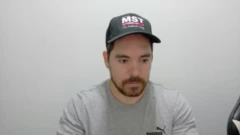 Snapshot of genesis_wb chatting on 11/19/25, 02:11 genesis_wb online show from 11/19/25, 02:11