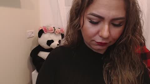 Snapshot of genesisgems11_ chatting on 01/24/25, 02:39 Genesis online show from 01/24/25, 02:39