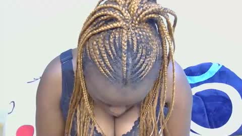 Luciana online show from 11/03/25, 07:59