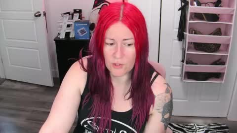 Genny Rock   and  online show from 05/26/26, 04:14