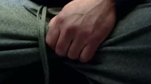 Snapshot of gent063 chatting on 02/18/25, 01:11 gent063 online show from 02/18/25, 01:11