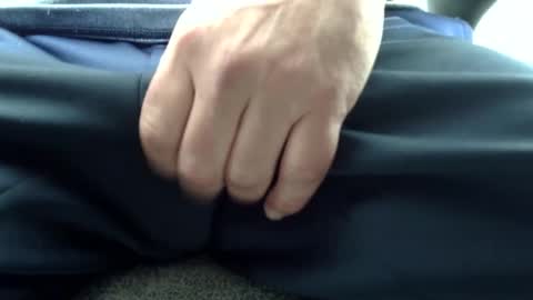 Snapshot of gent063 chatting on 02/19/25, 01:50 gent063 online show from 02/19/25, 01:50