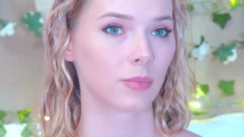 Snapshot of gentlerossi chatting on 03/23/26, 03:49 GentleRossi online show from 03/23/26, 03:49
