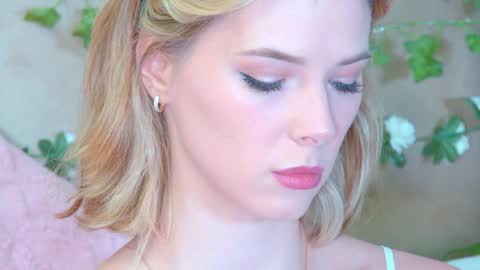 Snapshot of gentlerossi chatting on 04/09/26, 04:23 GentleRossi online show from 04/09/26, 04:23